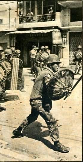 (Replica)The rattan riot shield was used by the NPFF. - Image 4